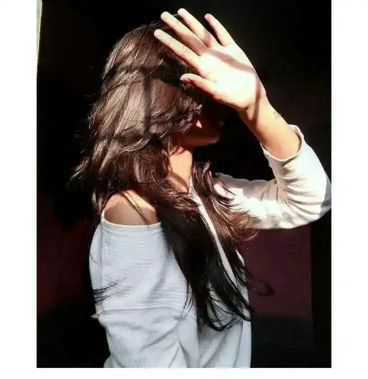 broken heart alone sad girl dp