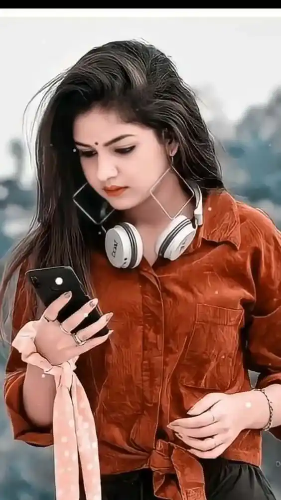 cute attitude dp girl