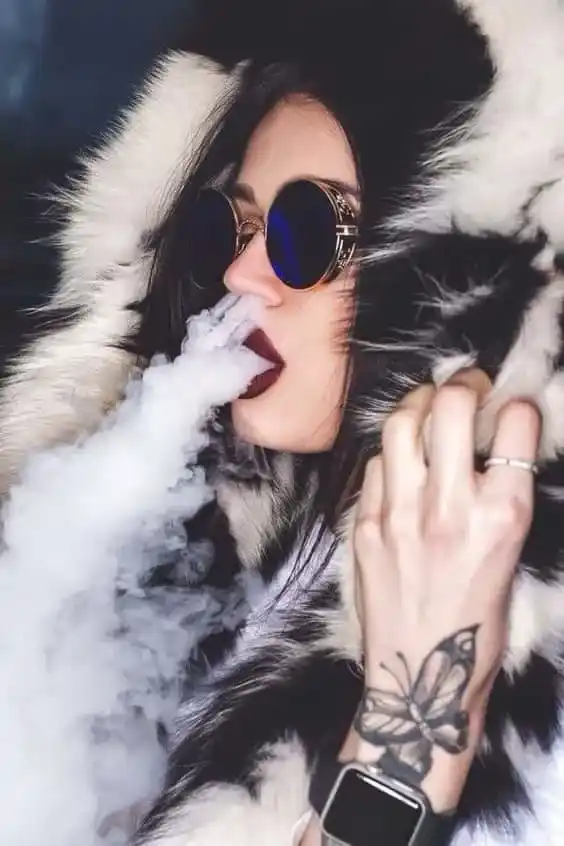 cool attitude girl dp