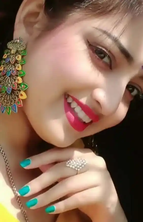 Beautiful Girl DP