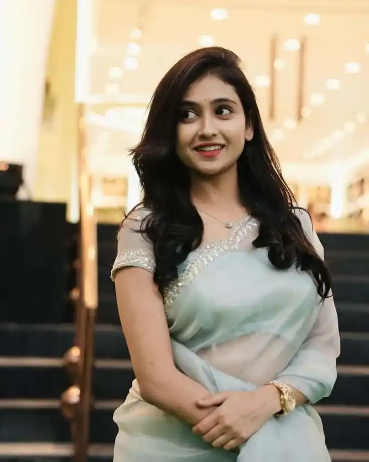 punjabi girl pic simple