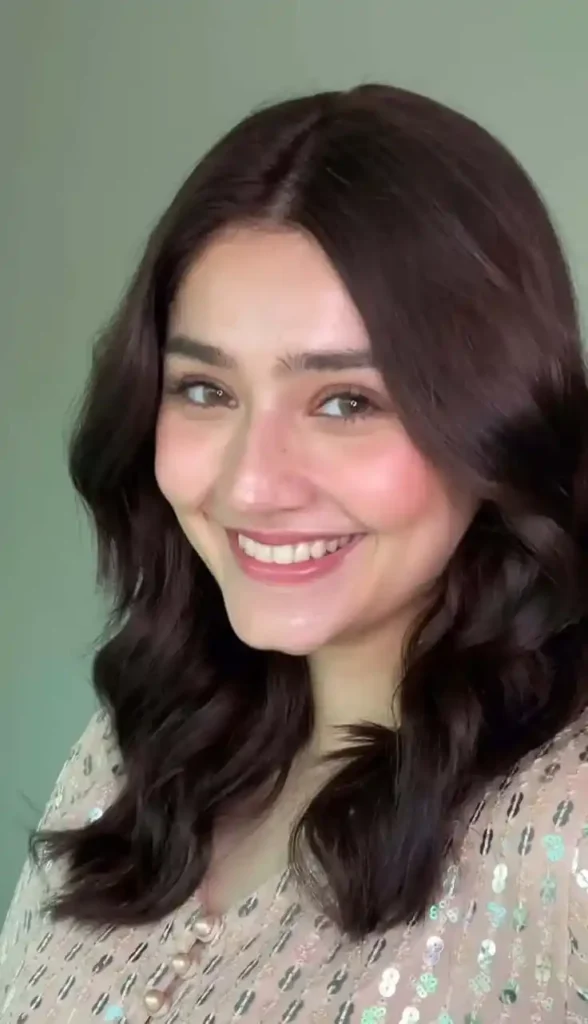 cute simple girl pic