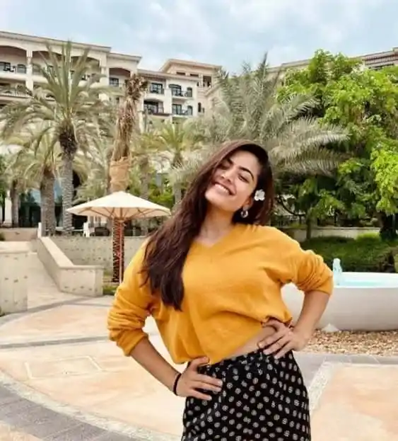 cute girl pic for dp