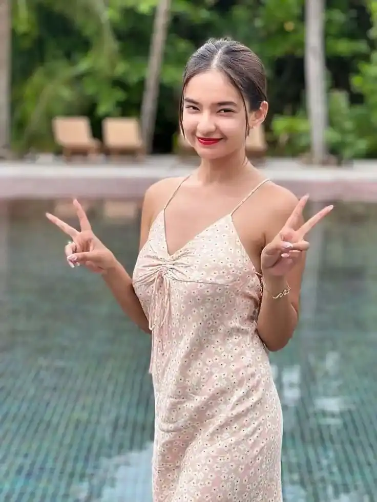 cute girl pic for dp