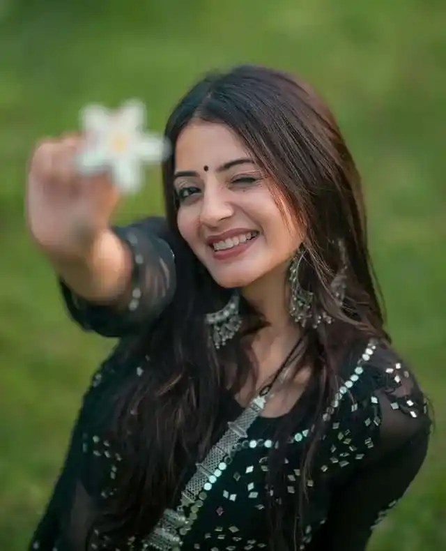 cute girl pic for dp