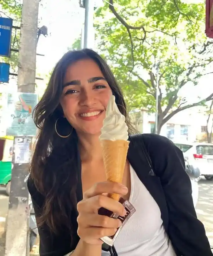 cute girl pic for dp