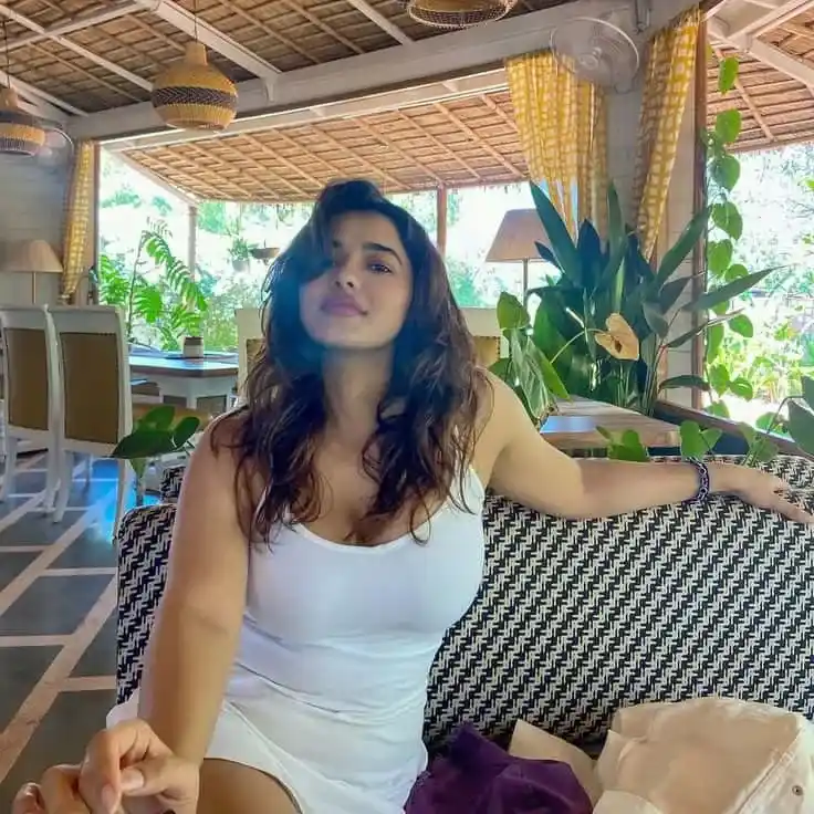 cute girl pic for dp