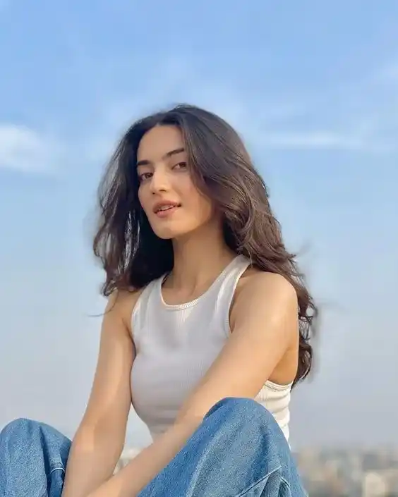 cute girl pic for dp