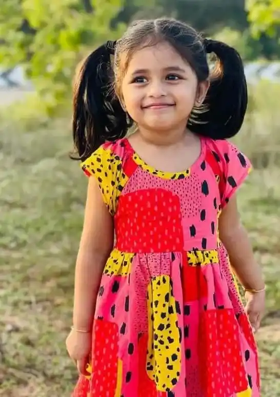 cute girl pic for dp