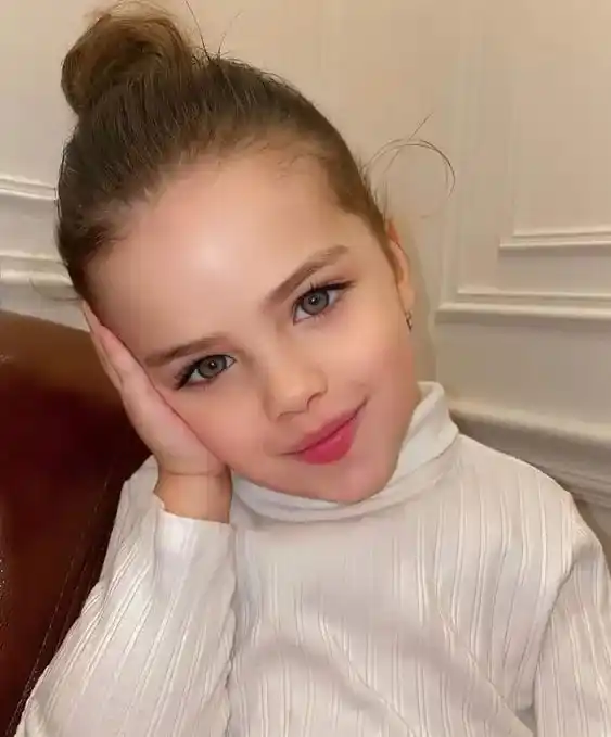 cute girl pic for dp