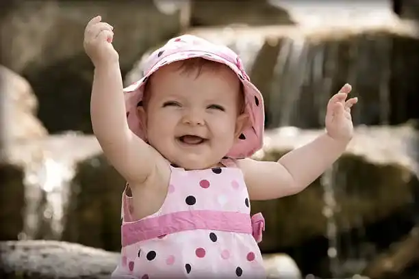 beautiful baby girl pic for dp