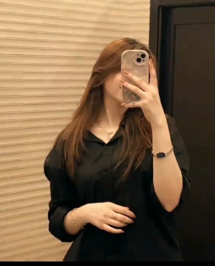 Hidden Face Girls DP